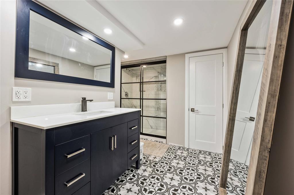 8366 TOWNSEND Line, Lambton Shores, Ontario, Canada