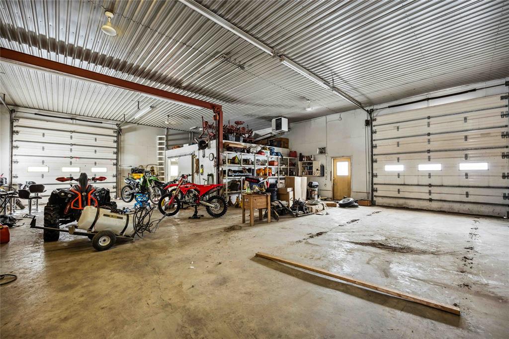 8366 TOWNSEND Line, Lambton Shores, Ontario, Canada