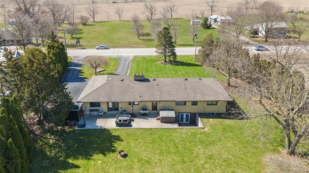 8366 TOWNSEND Line, Lambton Shores, Ontario, Canada