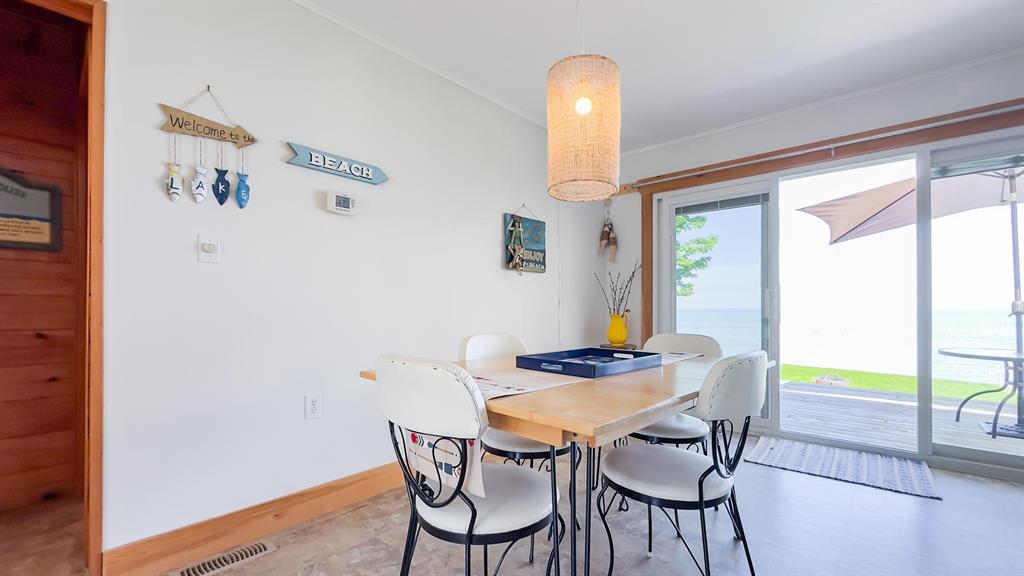 5332 BROADVIEW Avenue, Lambton Shores, Ontario, Canada