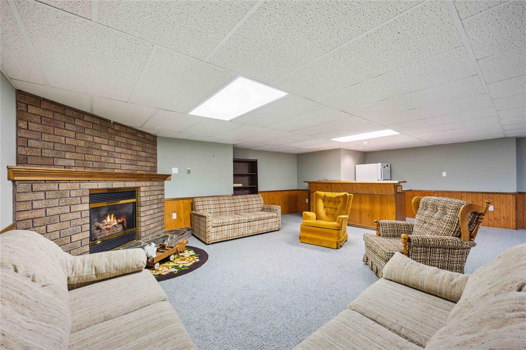 35 FRANCES Drive, Lambton Shores, Ontario, Canada