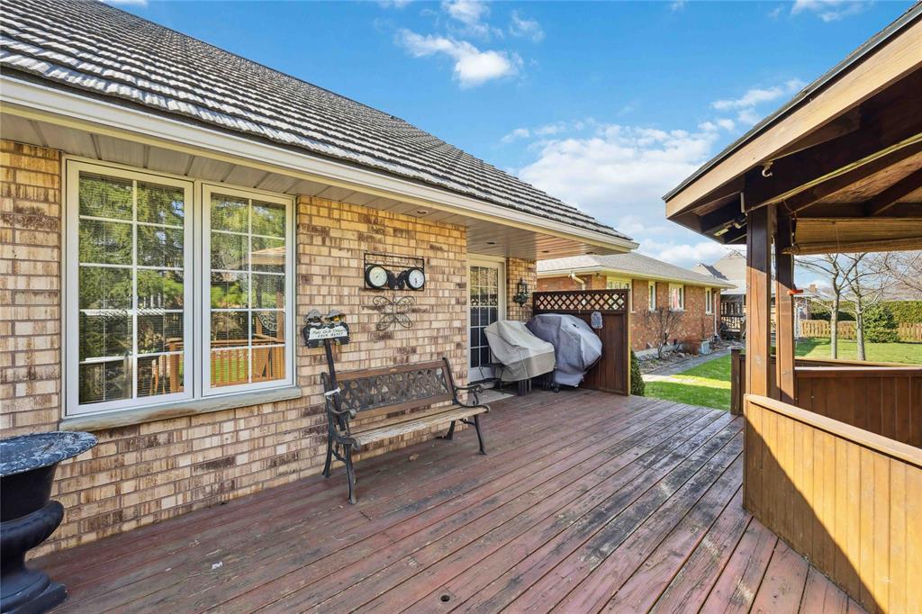 35 FRANCES Drive, Lambton Shores, Ontario, Canada