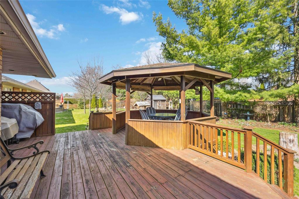 35 FRANCES Drive, Lambton Shores, Ontario, Canada