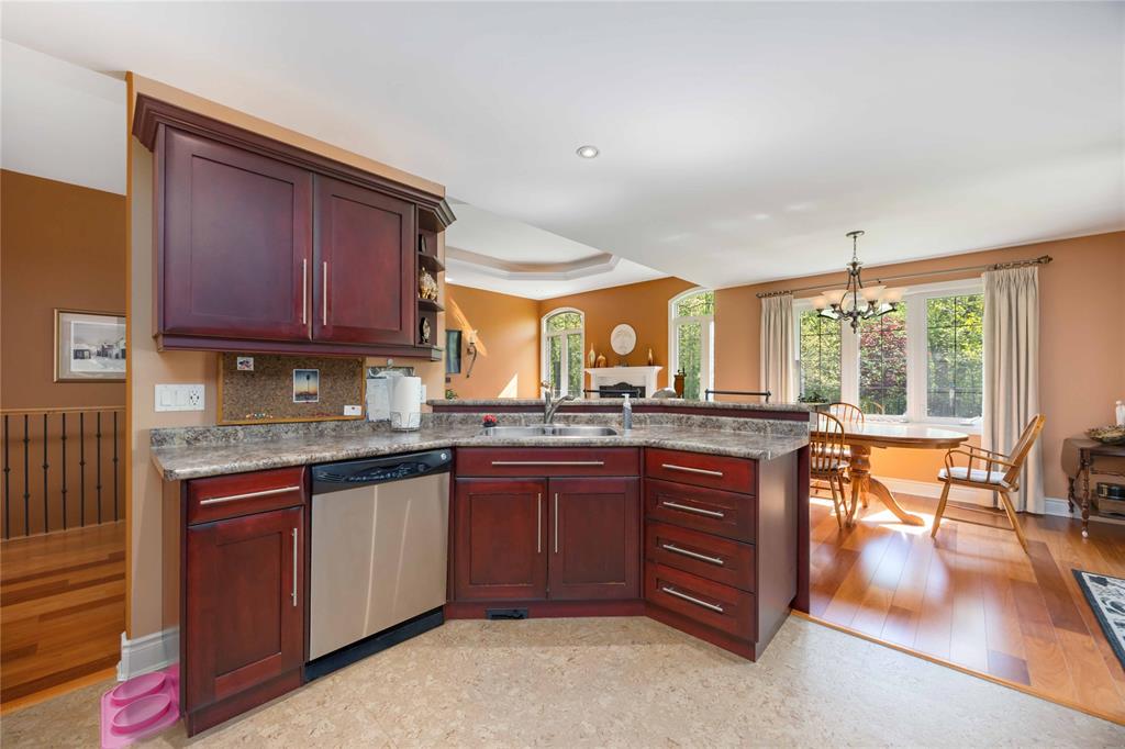 6742 OLD MILL Road, Plympton-Wyoming, Ontario, Canada