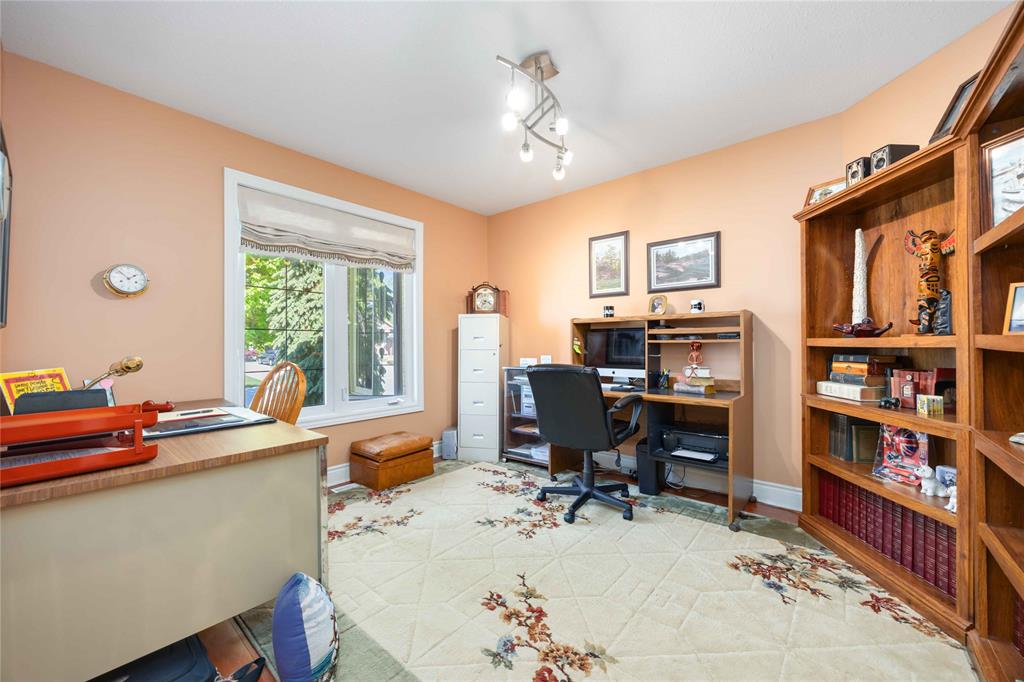 6742 OLD MILL Road, Plympton-Wyoming, Ontario, Canada