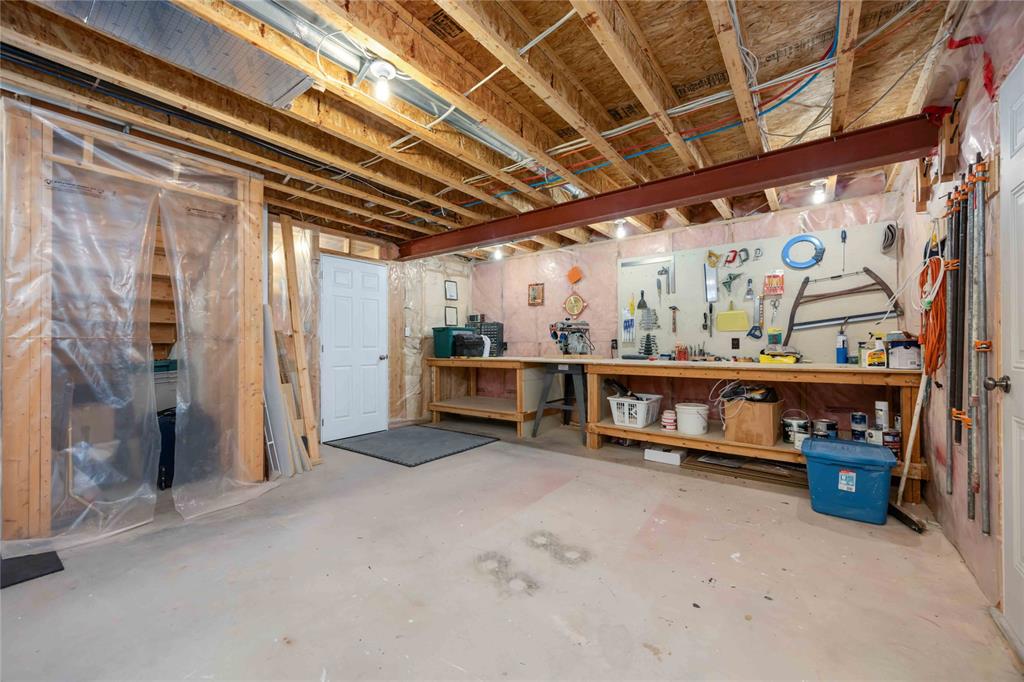 6742 OLD MILL Road, Plympton-Wyoming, Ontario, Canada