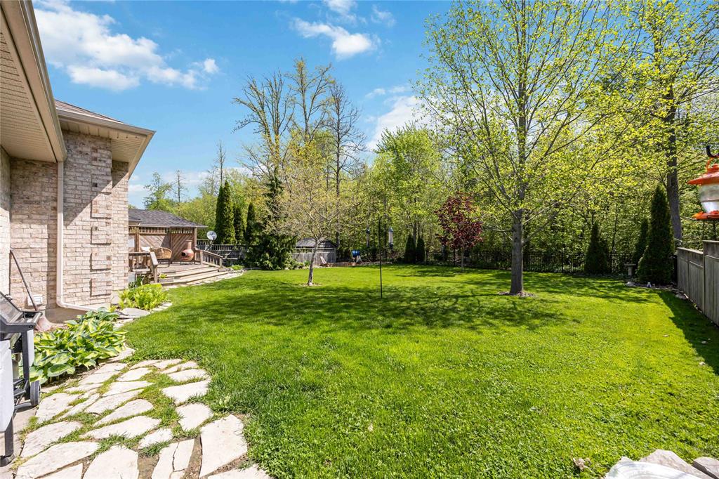 6742 OLD MILL Road, Plympton-Wyoming, Ontario, Canada
