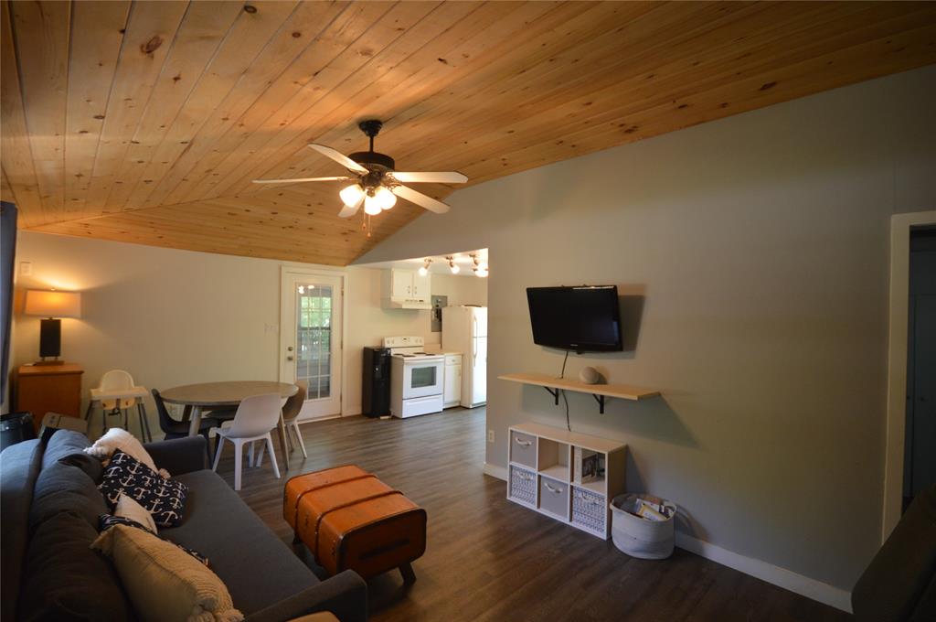 6208 LONDON Road, Lambton Shores, Ontario, Canada photo 8