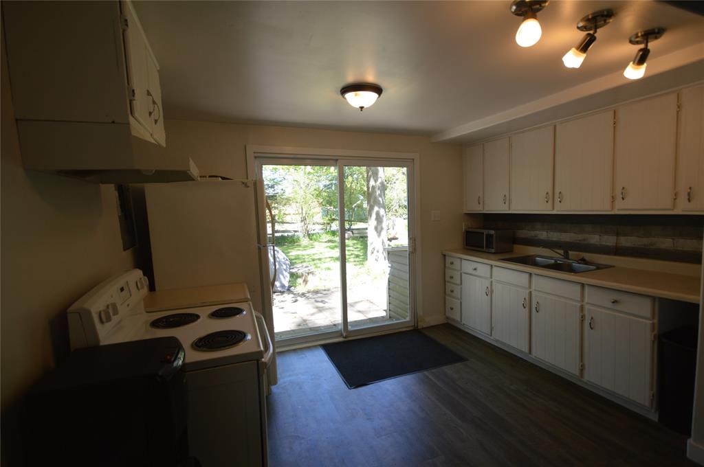 6208 LONDON Road, Lambton Shores, Ontario, Canada