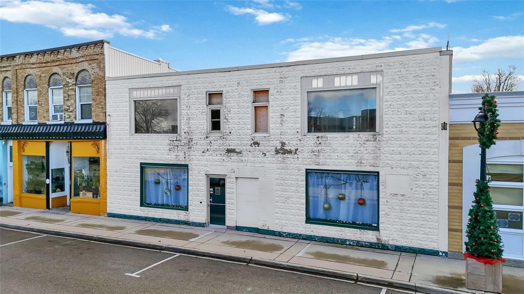 53-55 King Street West, Lambton Shores, Ontario, Canada photo 3