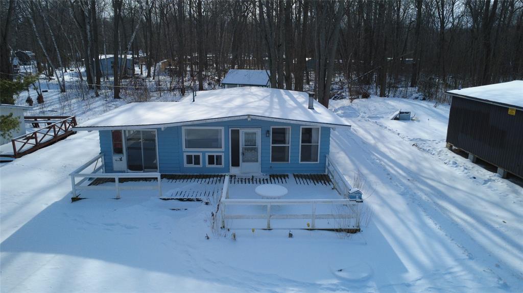 9924 LAKE Road, Lambton Shores, Ontario, Canada photo 1