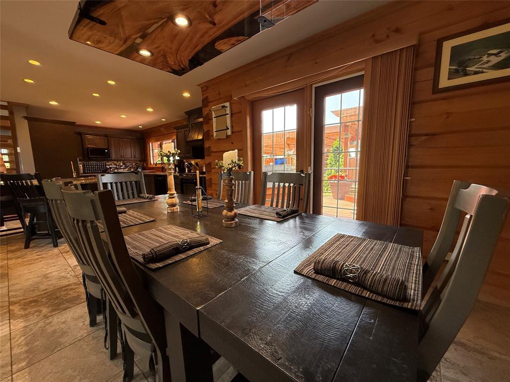 8529 Kinnaird Road photo 4