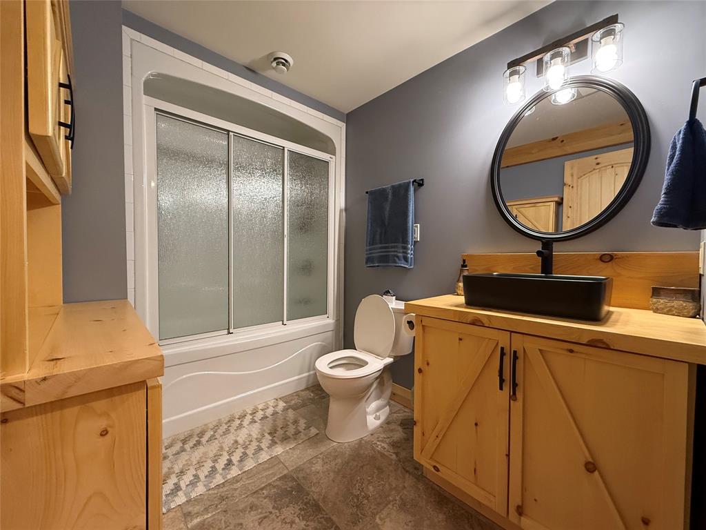 8529 Kinnaird Road photo 22