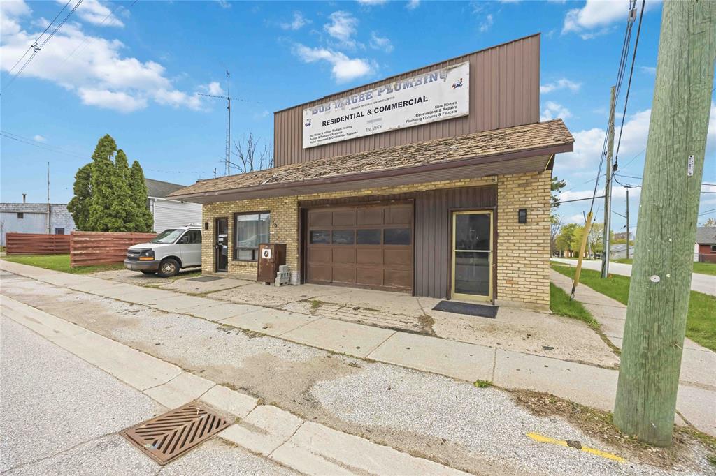 16 WASHINGTON Street, Lambton Shores, Ontario, Canada photo 2