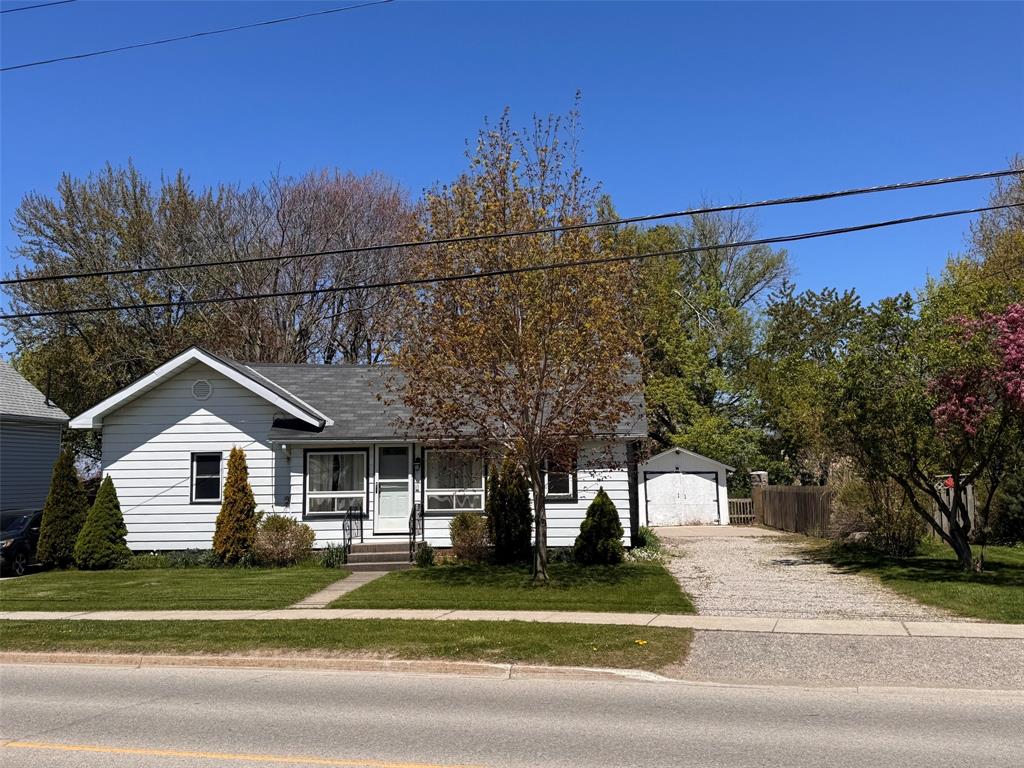 6238 TOWNSEND Line, Lambton Shores, Ontario, Canada photo 2