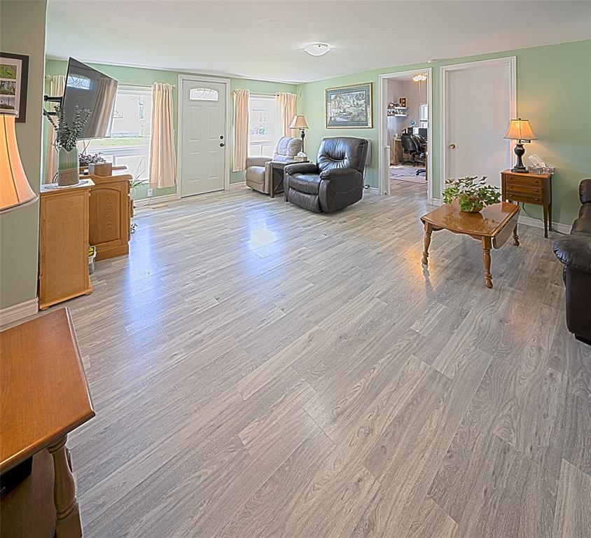 6238 TOWNSEND Line, Lambton Shores, Ontario, Canada photo 3