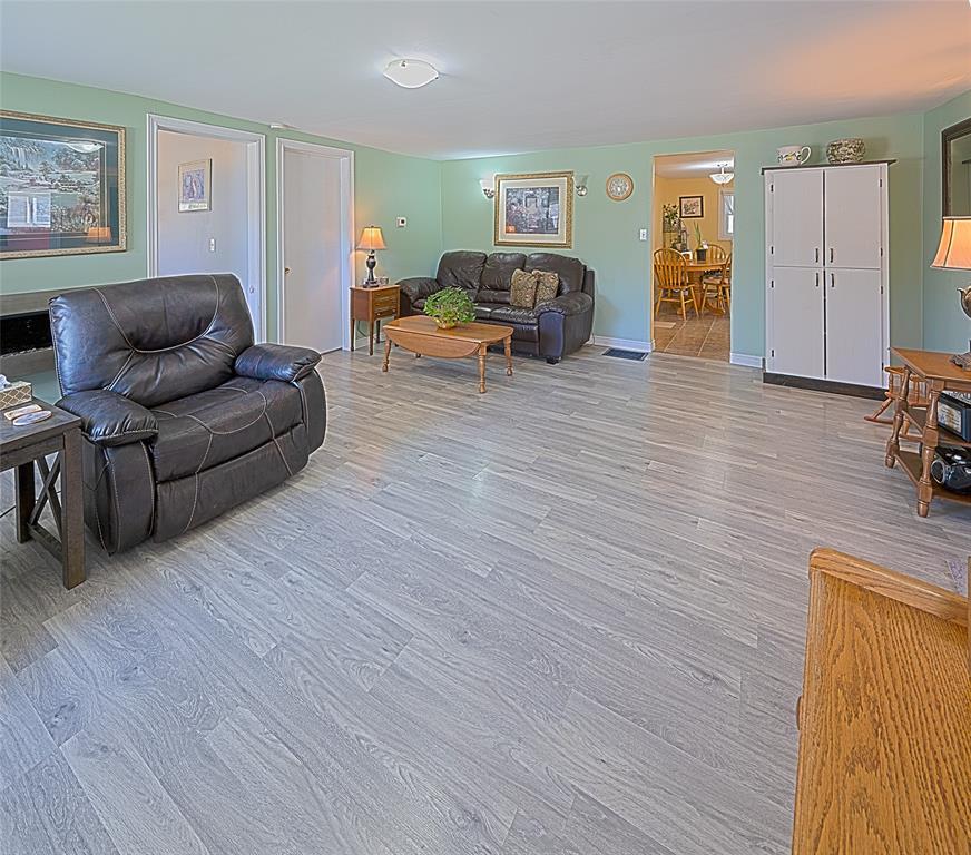 6238 TOWNSEND Line, Lambton Shores, Ontario, Canada photo 4