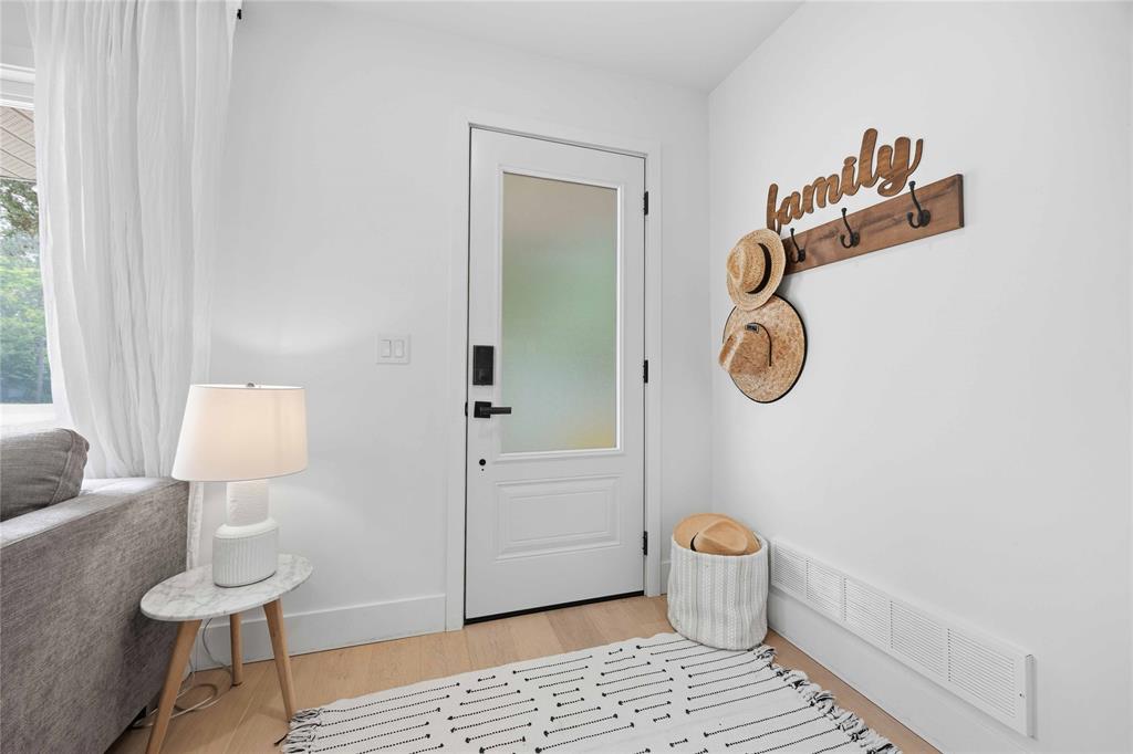 6366 LONDON Road, Lambton Shores, Ontario, Canada photo 7