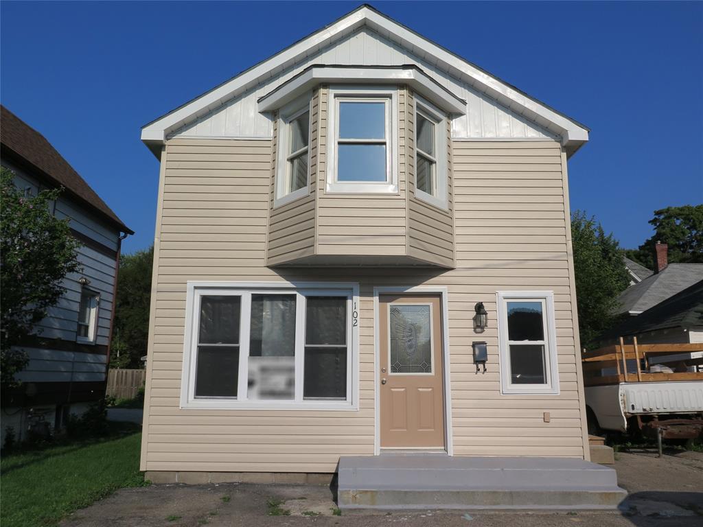 102 MITTON Street North, Sarnia Ontario, Canada
