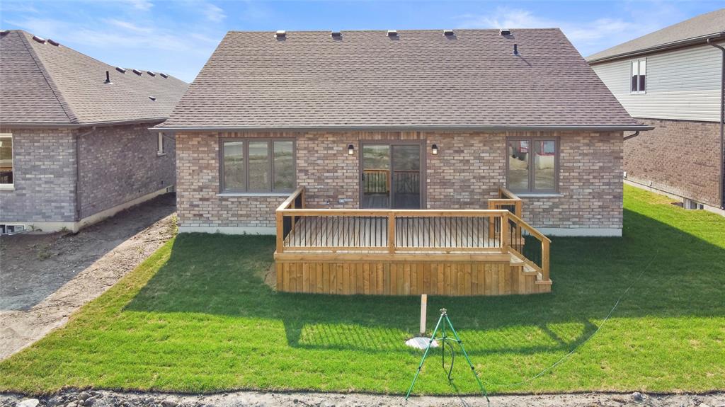 105 KAMAL Drive, Sarnia, Ontario, Canada