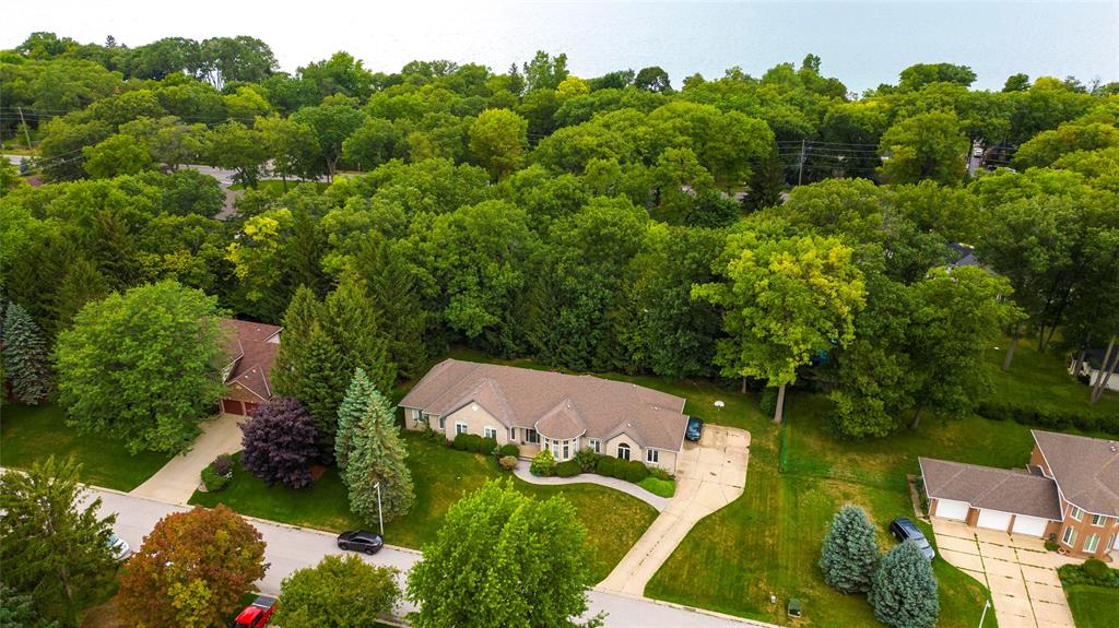 1820 WESPENCER Gate, Sarnia, Ontario, Canada