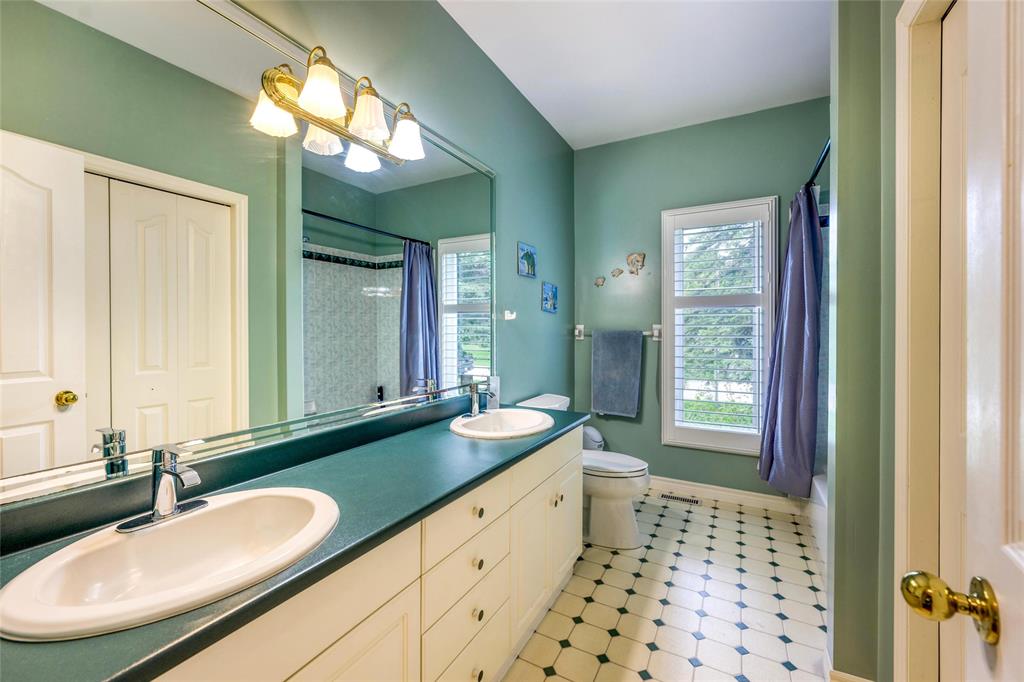 1820 WESPENCER Gate, Sarnia, Ontario, Canada