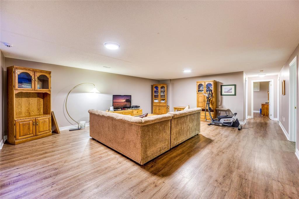 1820 WESPENCER Gate, Sarnia, Ontario, Canada