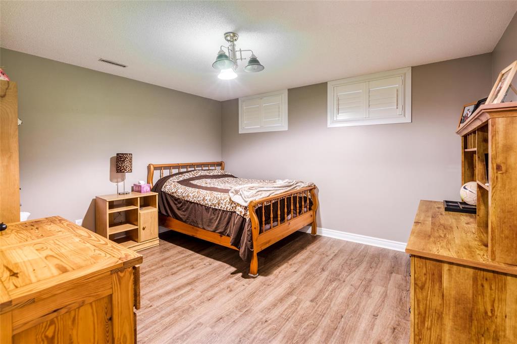 1820 WESPENCER Gate, Sarnia, Ontario, Canada