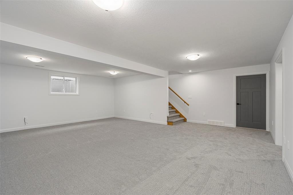 101 KAMAL Drive, Sarnia, Ontario, Canada