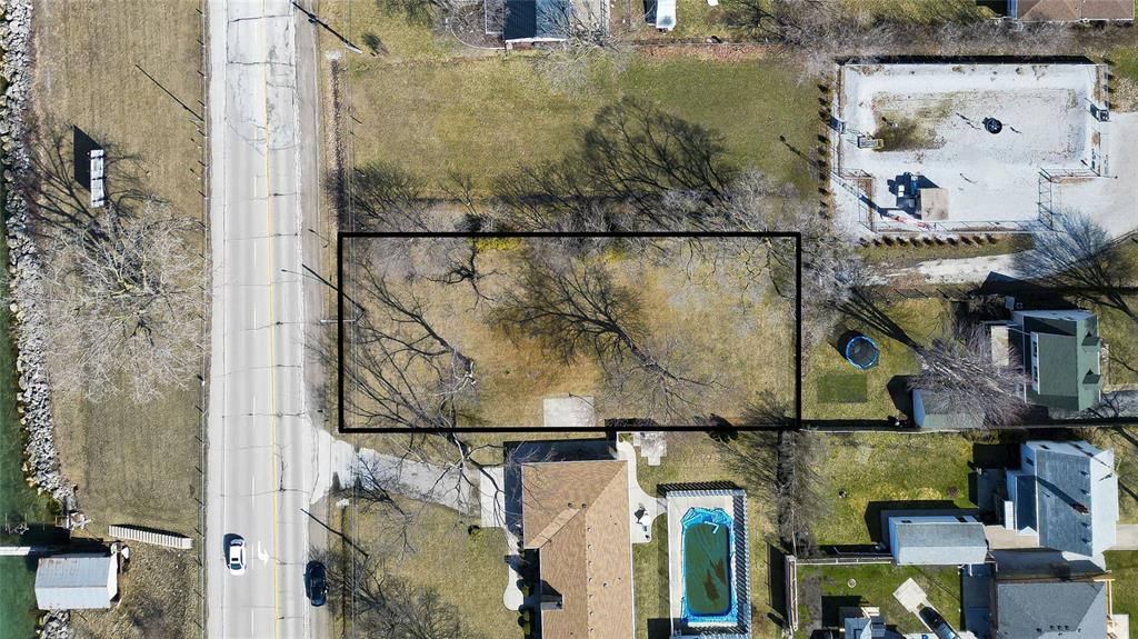 2002 ST CLAIR Parkway, Sarnia, Ontario, Canada