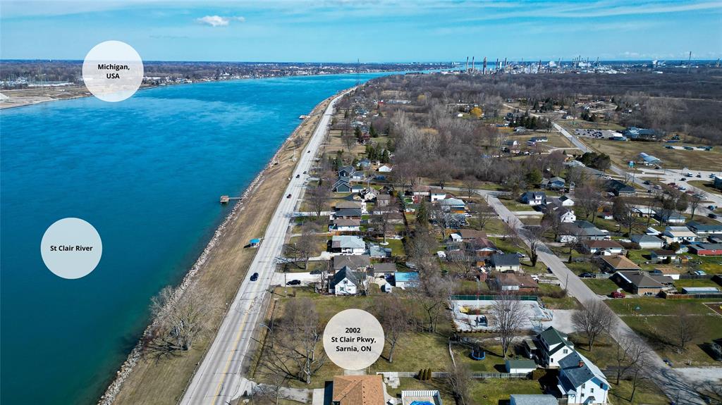 2002 ST CLAIR Parkway, Sarnia, Ontario, Canada