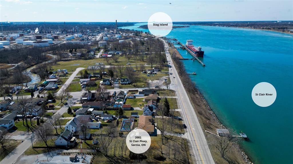 2002 ST CLAIR Parkway, Sarnia, Ontario, Canada
