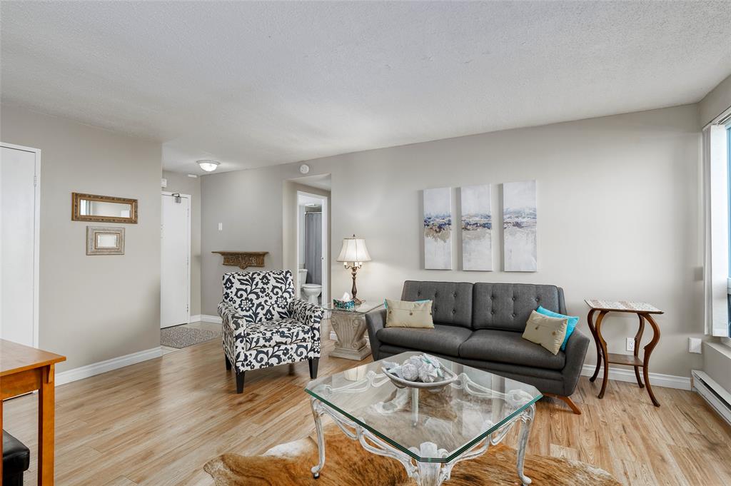 155 FRONT Street North Unit# 205, Sarnia, Ontario, Canada