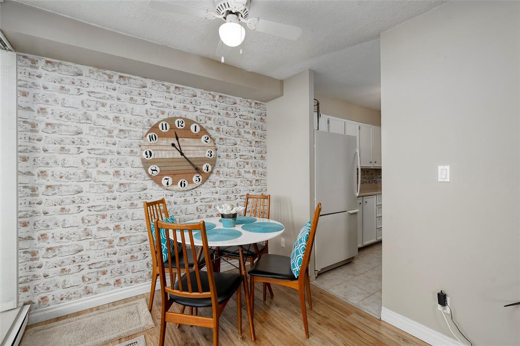 155 FRONT Street North Unit# 205, Sarnia, Ontario, Canada