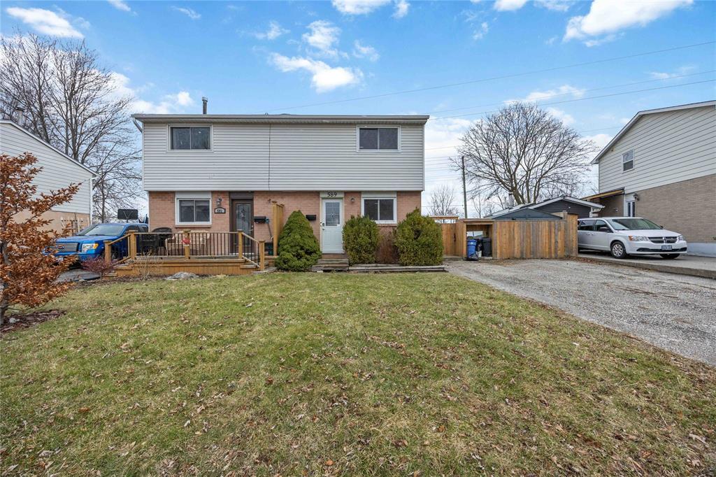 589 CARDIFF Drive, Sarnia, Ontario, Canada photo 1