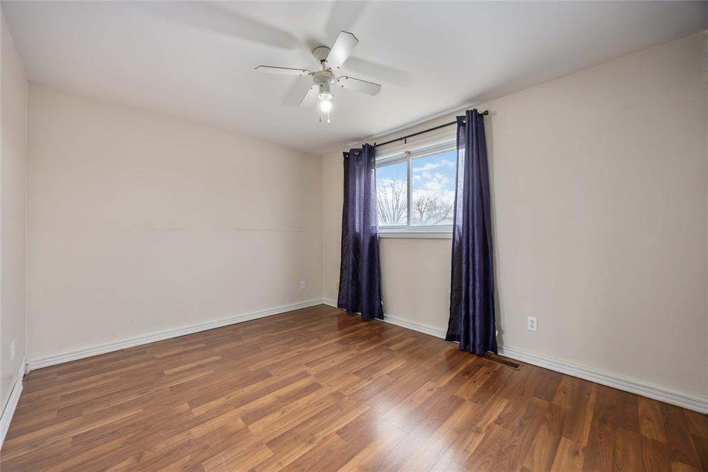 589 CARDIFF Drive, Sarnia, Ontario, Canada photo 22