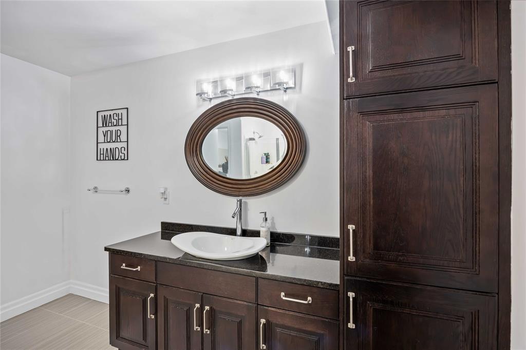 481 FIRST Avenue, Petrolia, Ontario, Canada photo 32