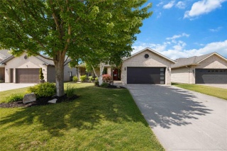 220 PADDOCK GREEN Circle, St. Clair Ontario, Canada