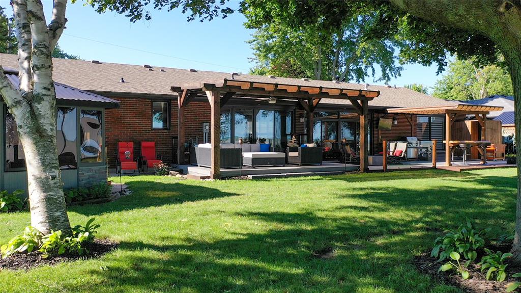3046 SANDPIPER Trail, Plympton-Wyoming Ontario, Canada