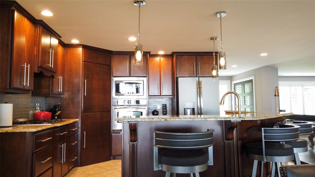 3046 SANDPIPER Trail, Plympton-Wyoming Ontario, Canada