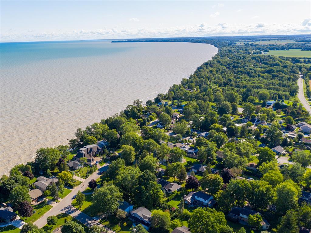 3046 SANDPIPER Trail, Plympton-Wyoming Ontario, Canada