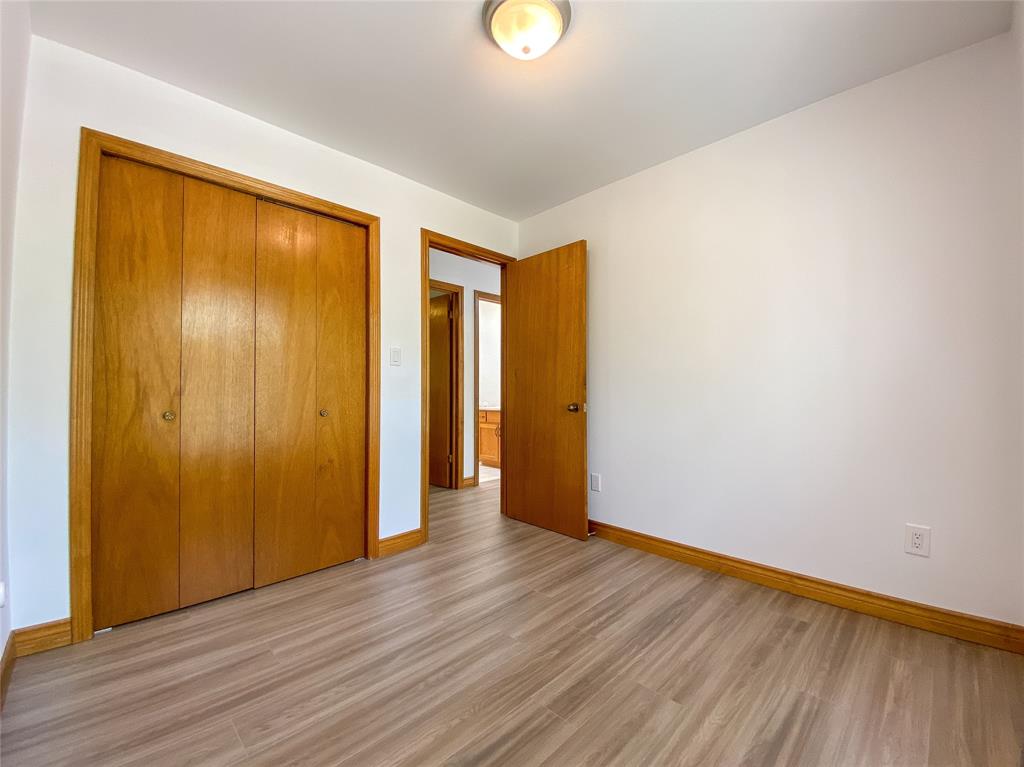 10265 MAPLEWOOD Avenue, Lambton Shores, Ontario, Canada