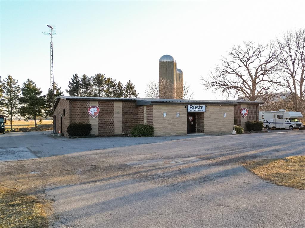 2505 LONDON Line, Sarnia, Ontario, Canada