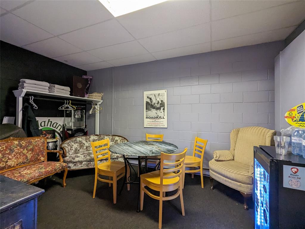 2505 LONDON Line, Sarnia, Ontario, Canada