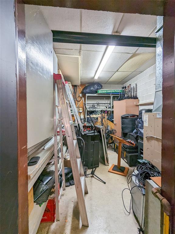 2505 LONDON Line, Sarnia, Ontario, Canada