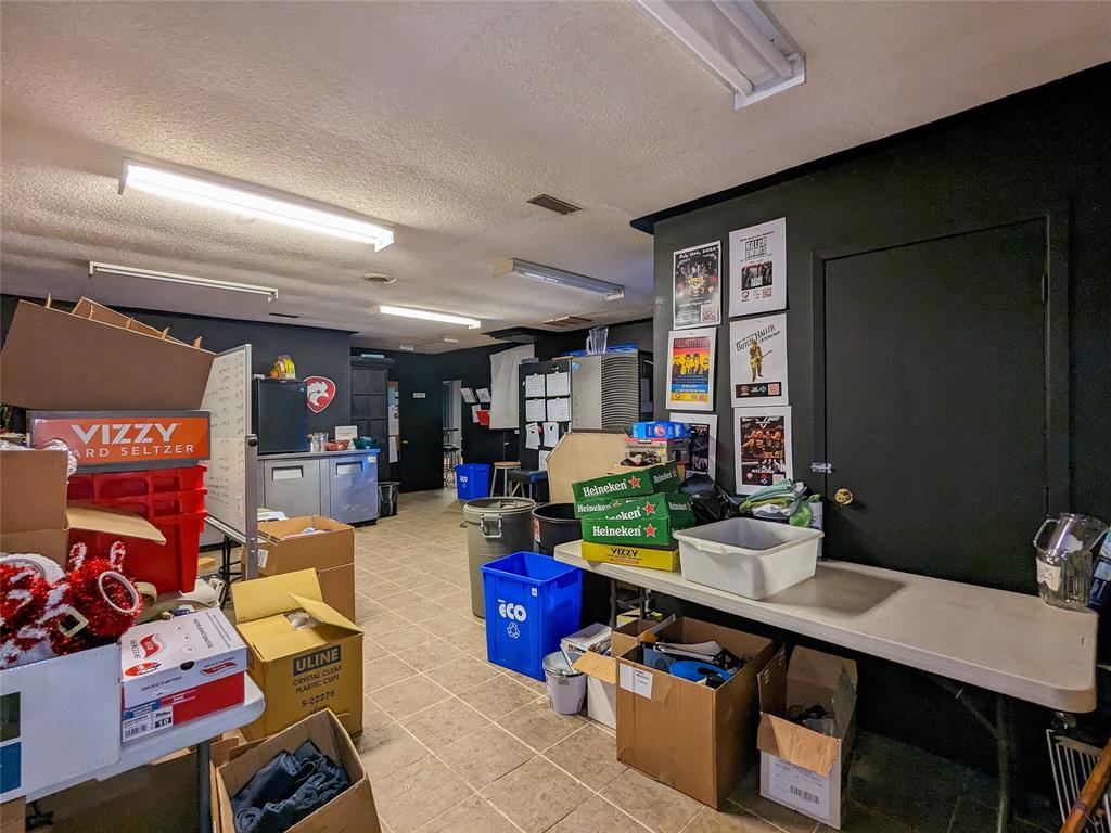 2505 LONDON Line, Sarnia, Ontario, Canada