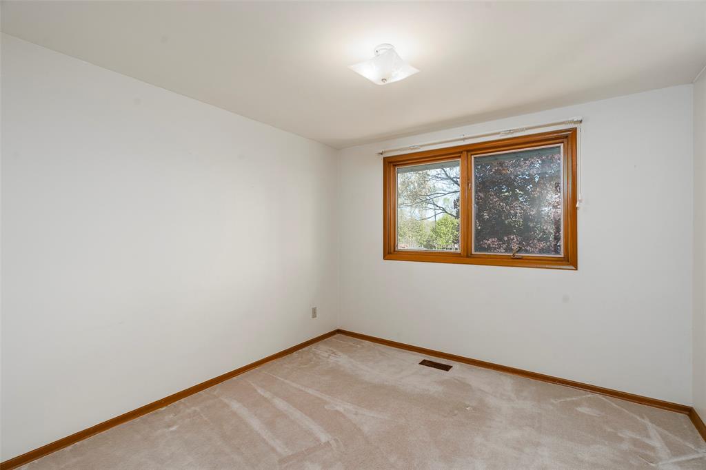 1614 BLACKWELL Road, Sarnia, Ontario, Canada