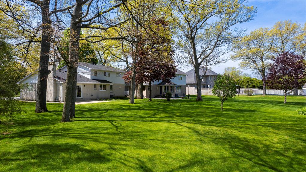 1614 BLACKWELL Road, Sarnia, Ontario, Canada
