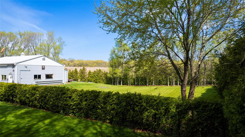 1614 BLACKWELL Road, Sarnia, Ontario, Canada