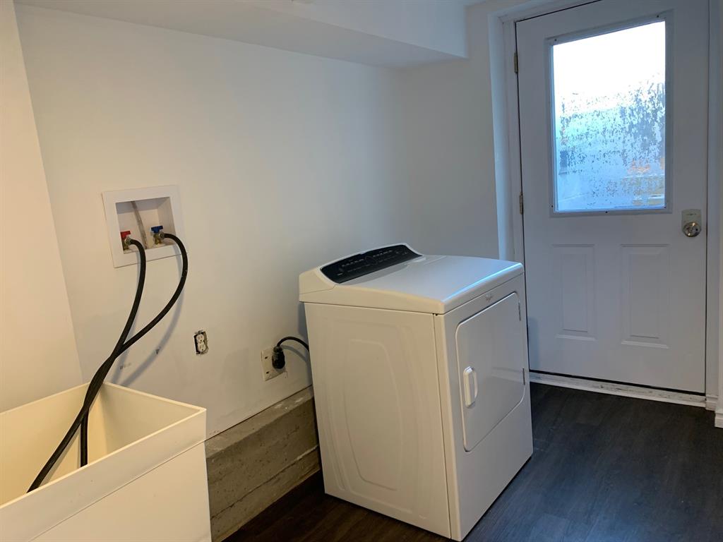326 COLLEGE Avenue North Unit# MN FLR, Sarnia, Ontario, Canada